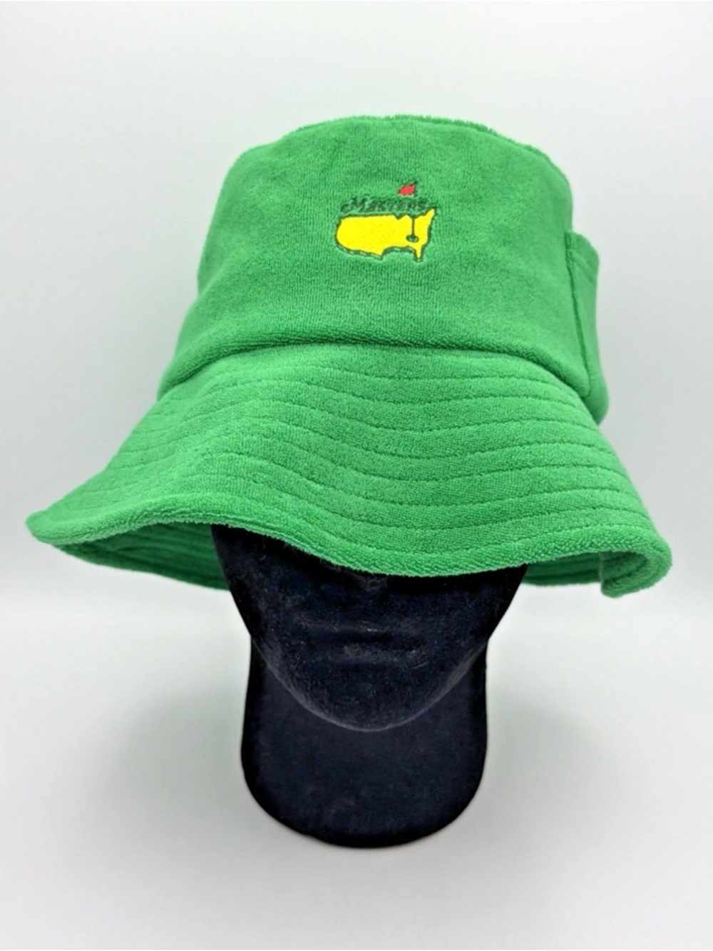Women’s maters bucket hat